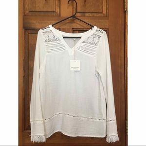 beachlunchlounge top with tags